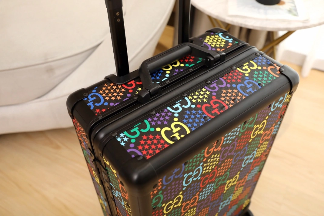 Gucci Luggage For Unisex BestValue 3111