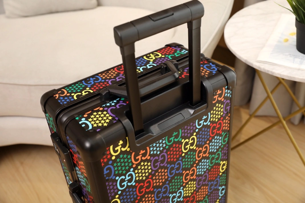 Gucci Luggage For Unisex BestValue 3111