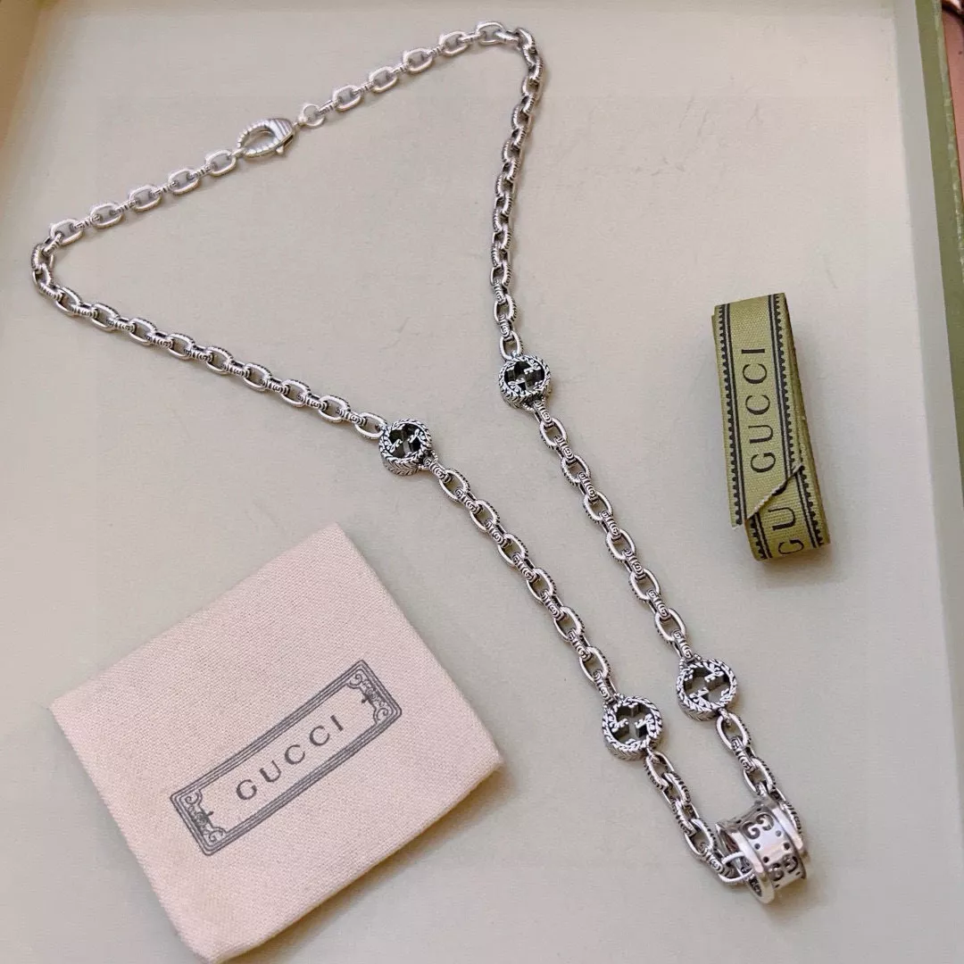 Gucci Necklaces Sleek 2360