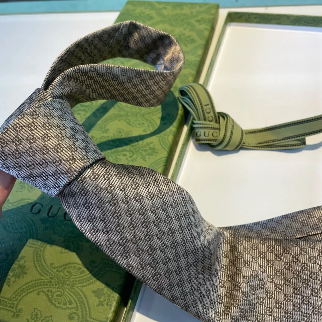 Gucci Necktie BestValue 5919