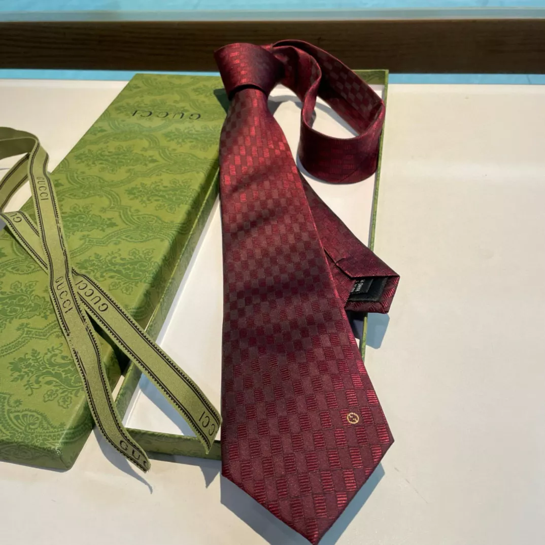 Gucci Necktie EyeCatching 4479