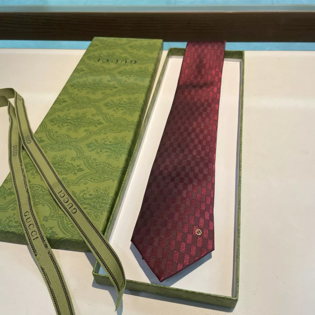 Gucci Necktie EyeCatching 4479