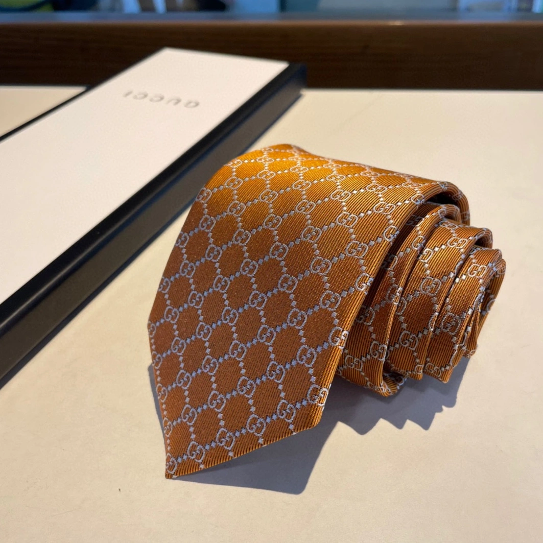 Gucci Necktie For Men Flexible 928