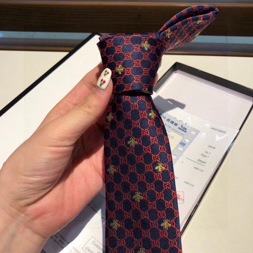 Gucci Necktie For Men Functional 1274