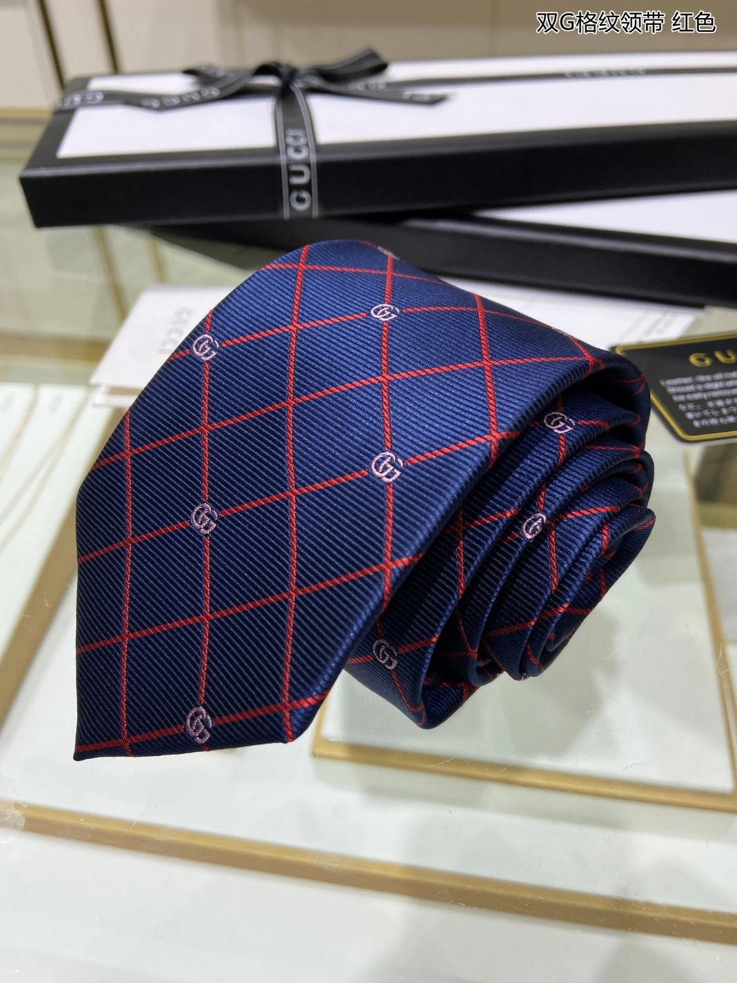 Gucci Necktie For Men Trendsetting 4642