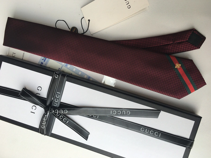 Gucci Necktie For Men Versatile 686