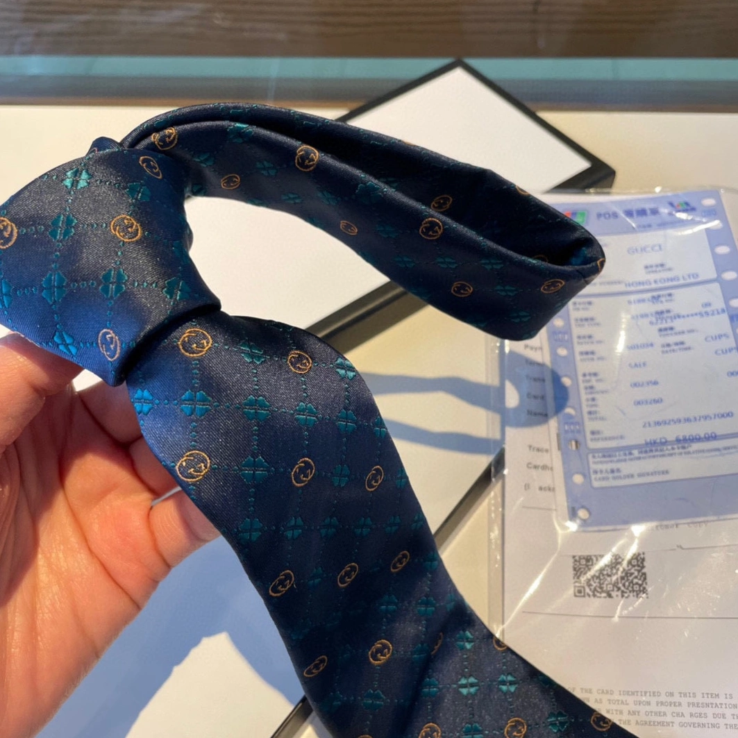 Gucci Necktie For Men Vibrant 4102