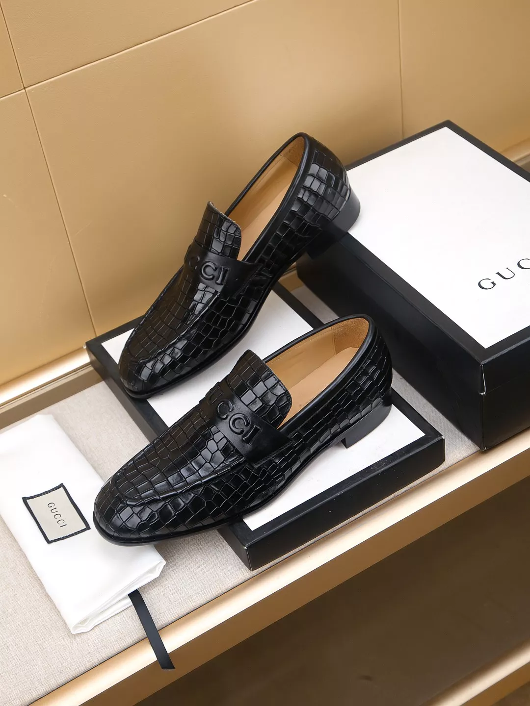 Gucci Oxfords Shoes For Men AllSeason 5081