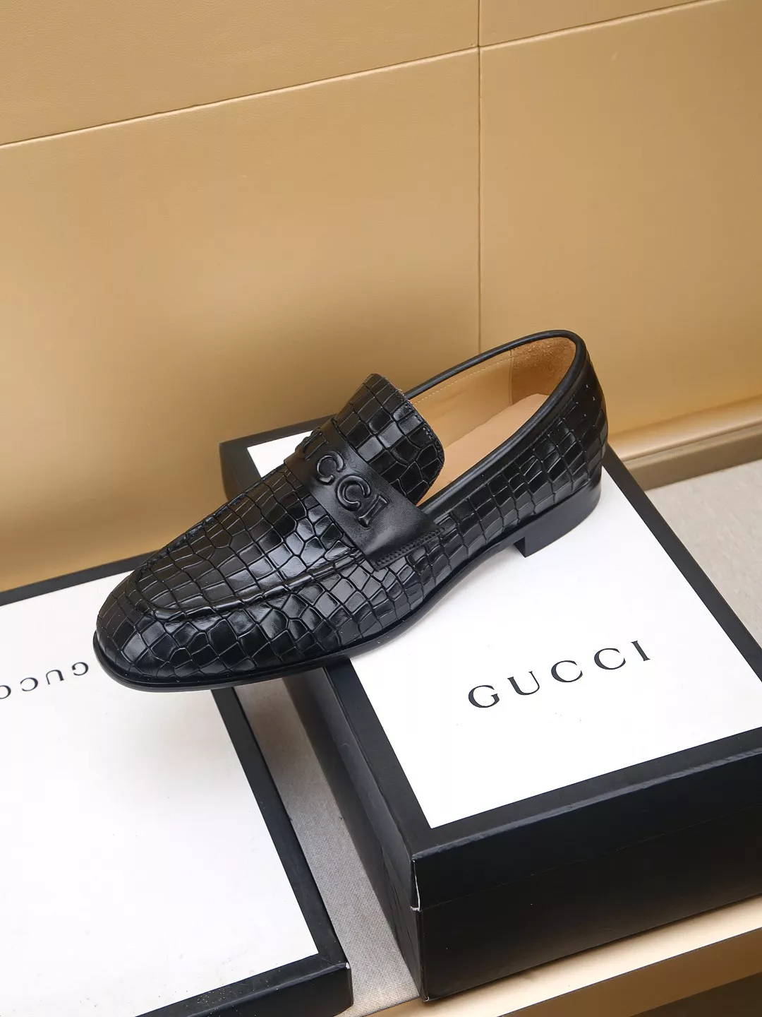 Gucci Oxfords Shoes For Men AllSeason 5081