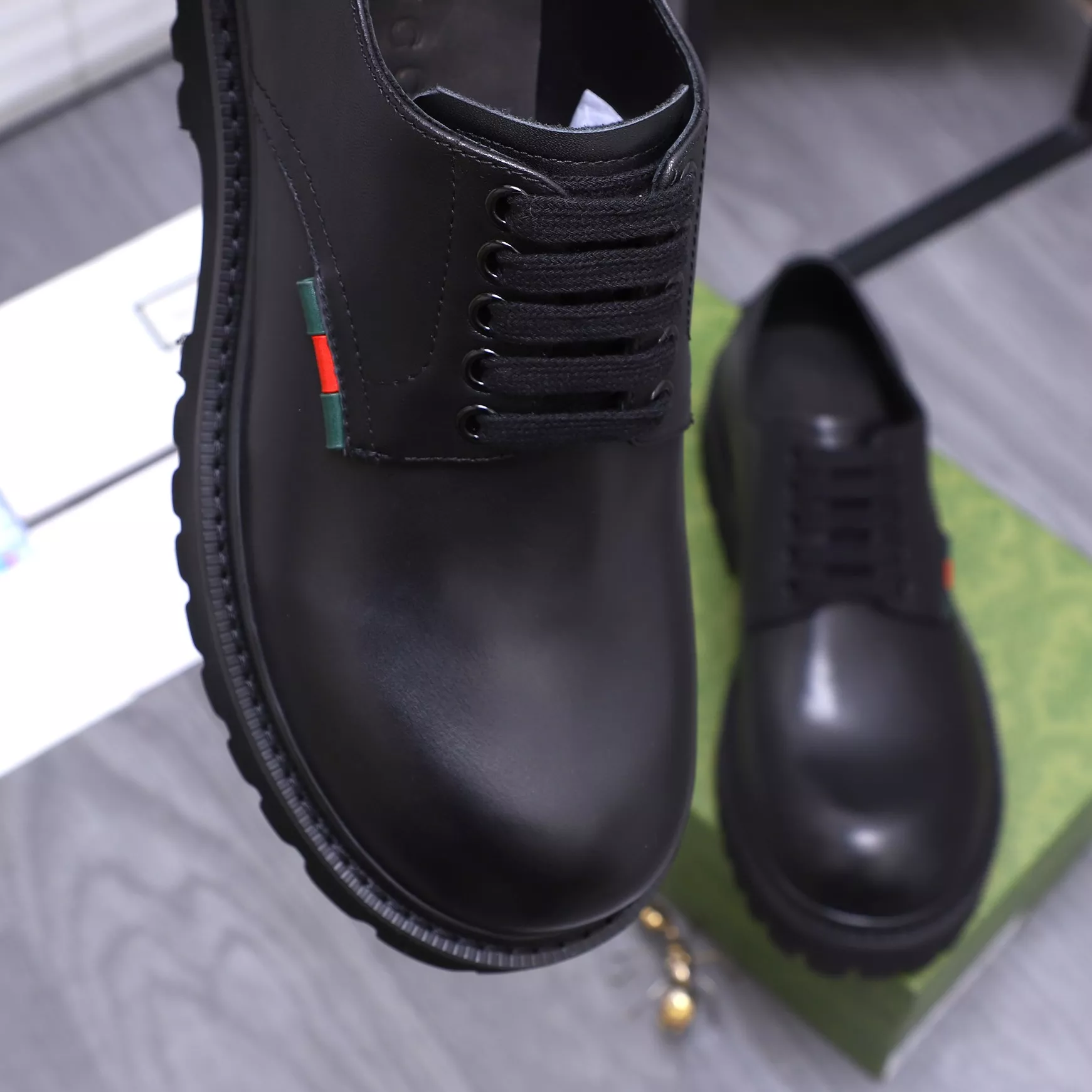 Gucci Oxfords Shoes For Men Trendy 5002