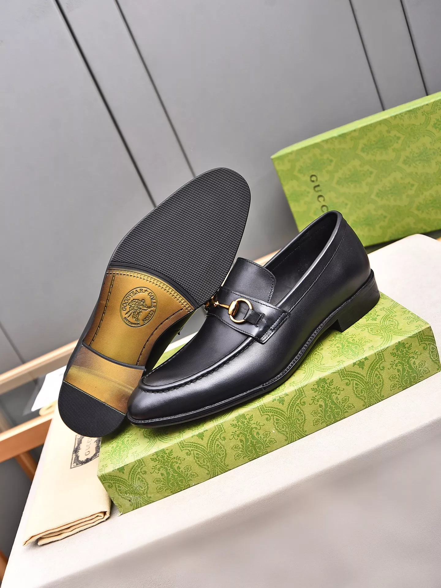 Gucci Oxfords Shoes For Women AllSeason 1537