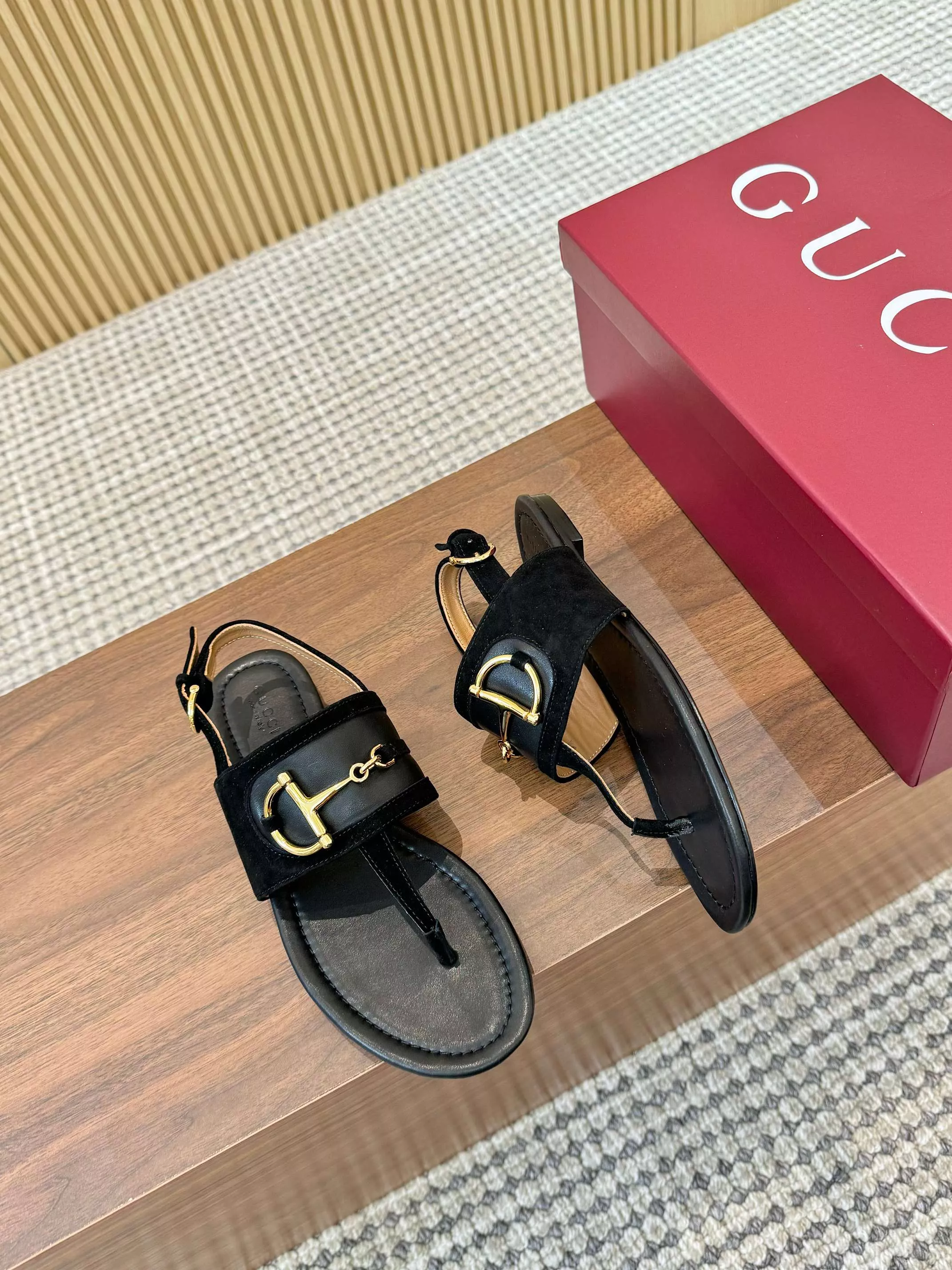 Gucci Sandal For Women AllSeason 3645