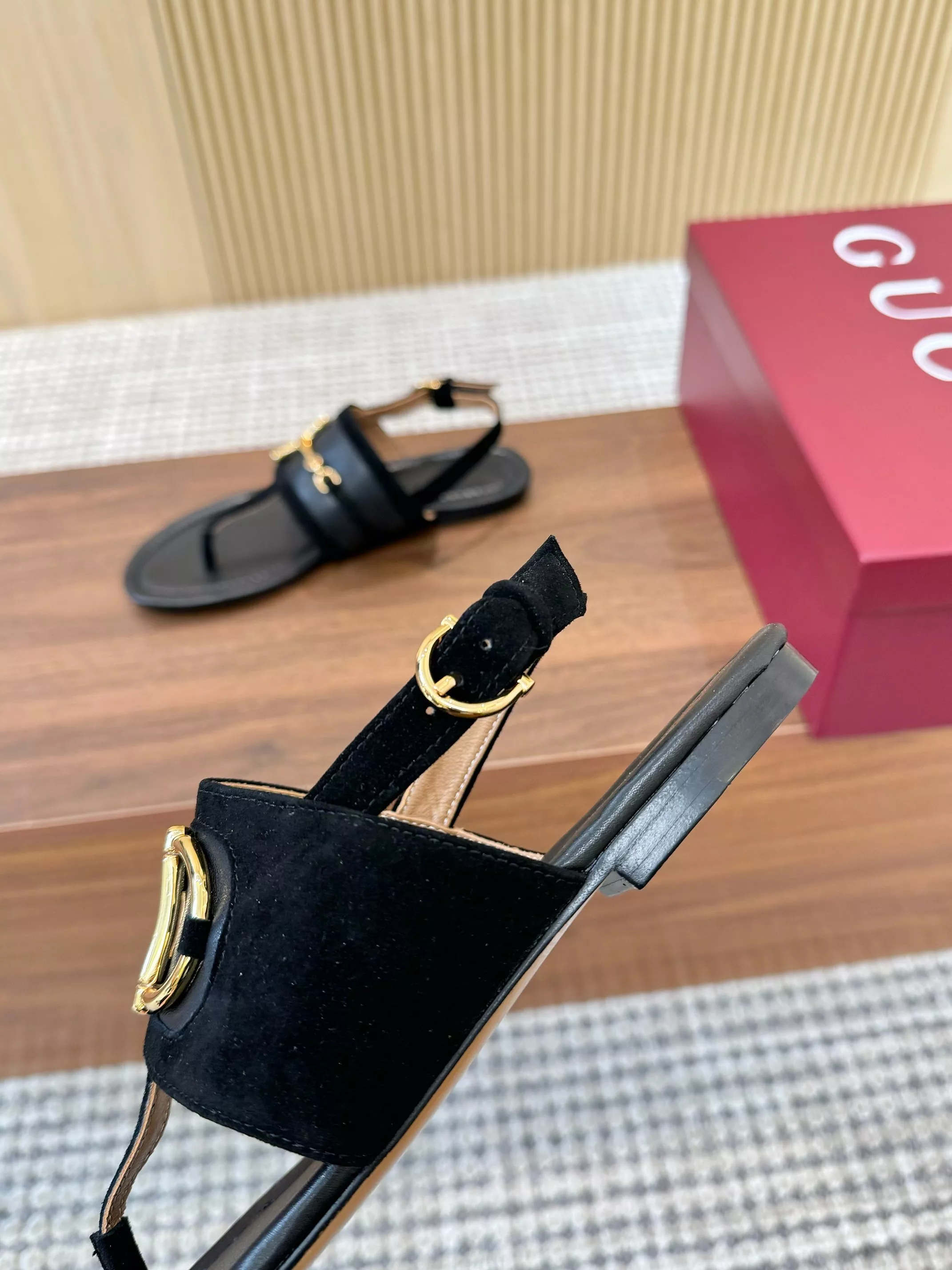 Gucci Sandal For Women AllSeason 3645