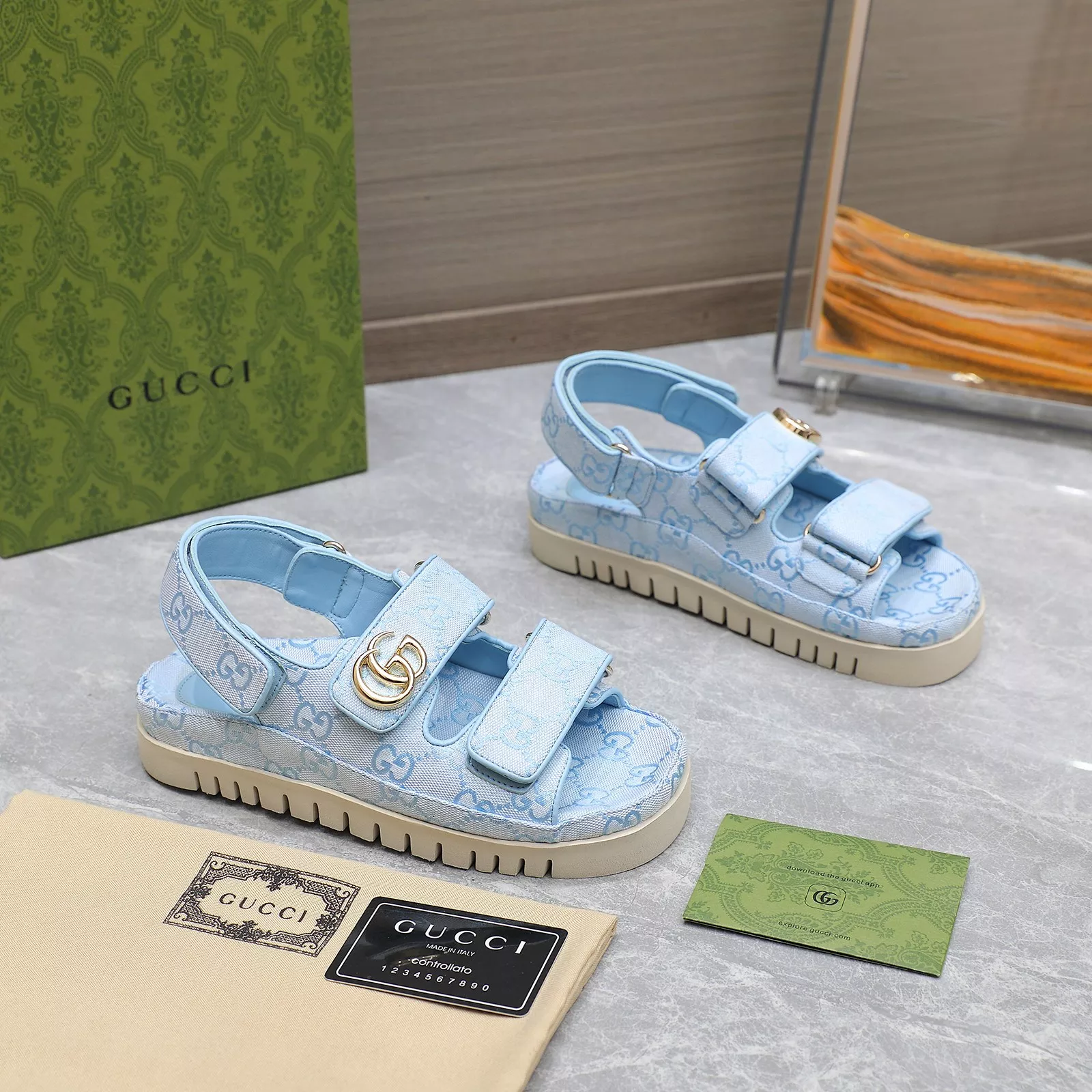 Gucci Sandal For Women Bright 3504