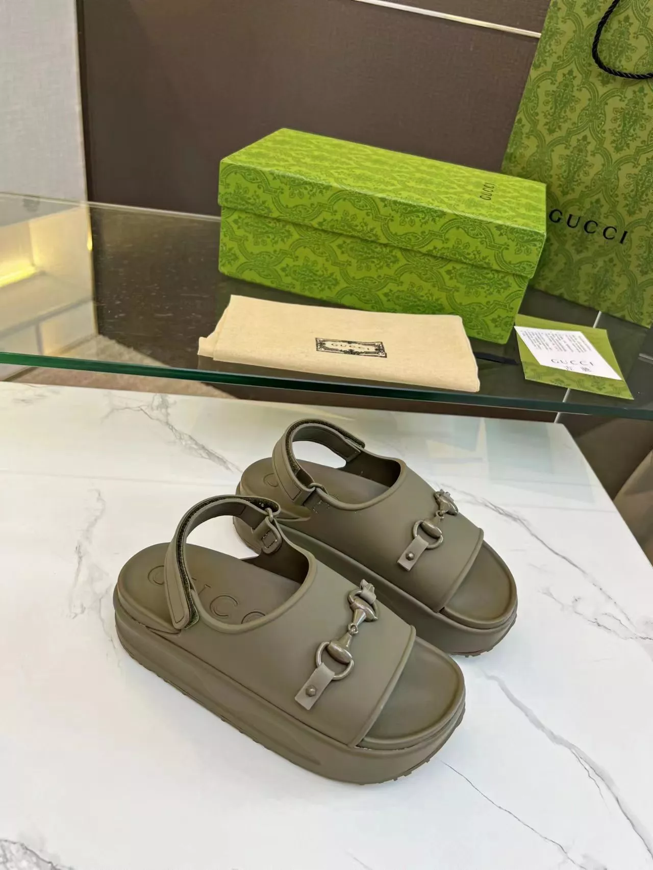 Gucci Sandal For Women Compact 9727