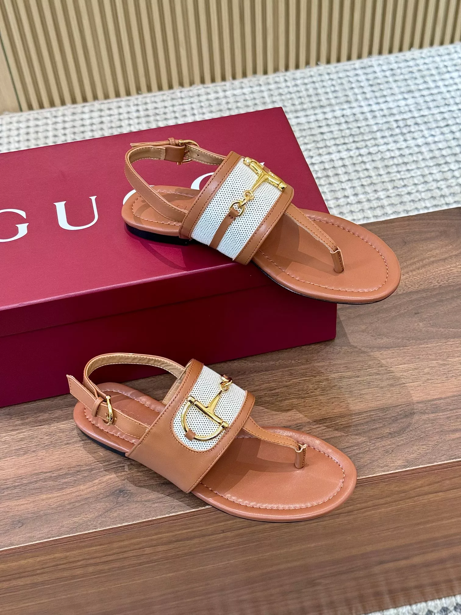 Gucci Sandal For Women Flexible 7060