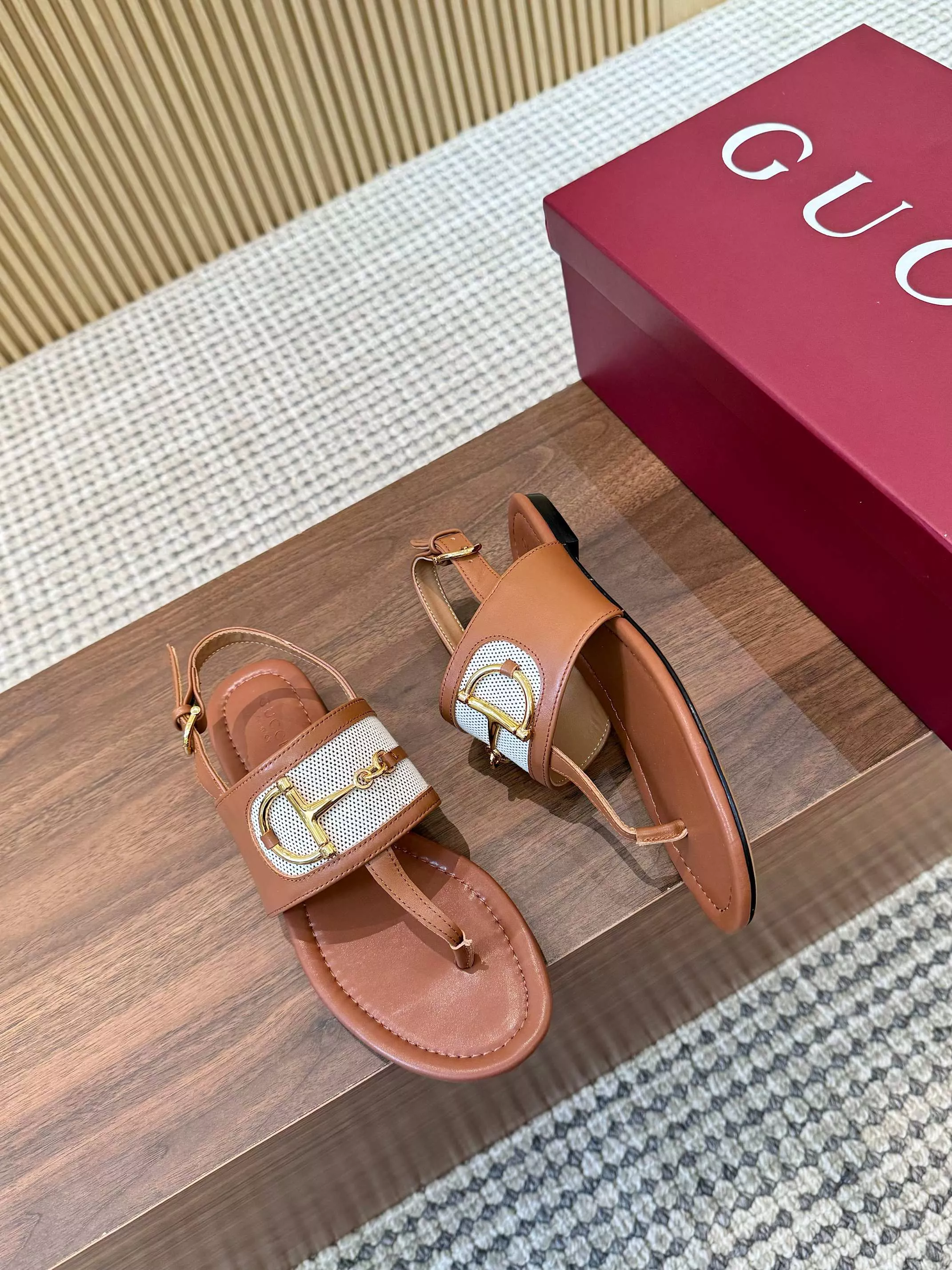 Gucci Sandal For Women Flexible 7060