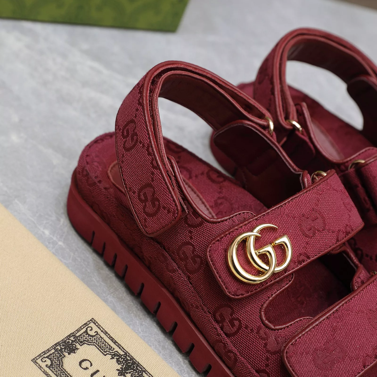 Gucci Sandal For Women Functional 3004
