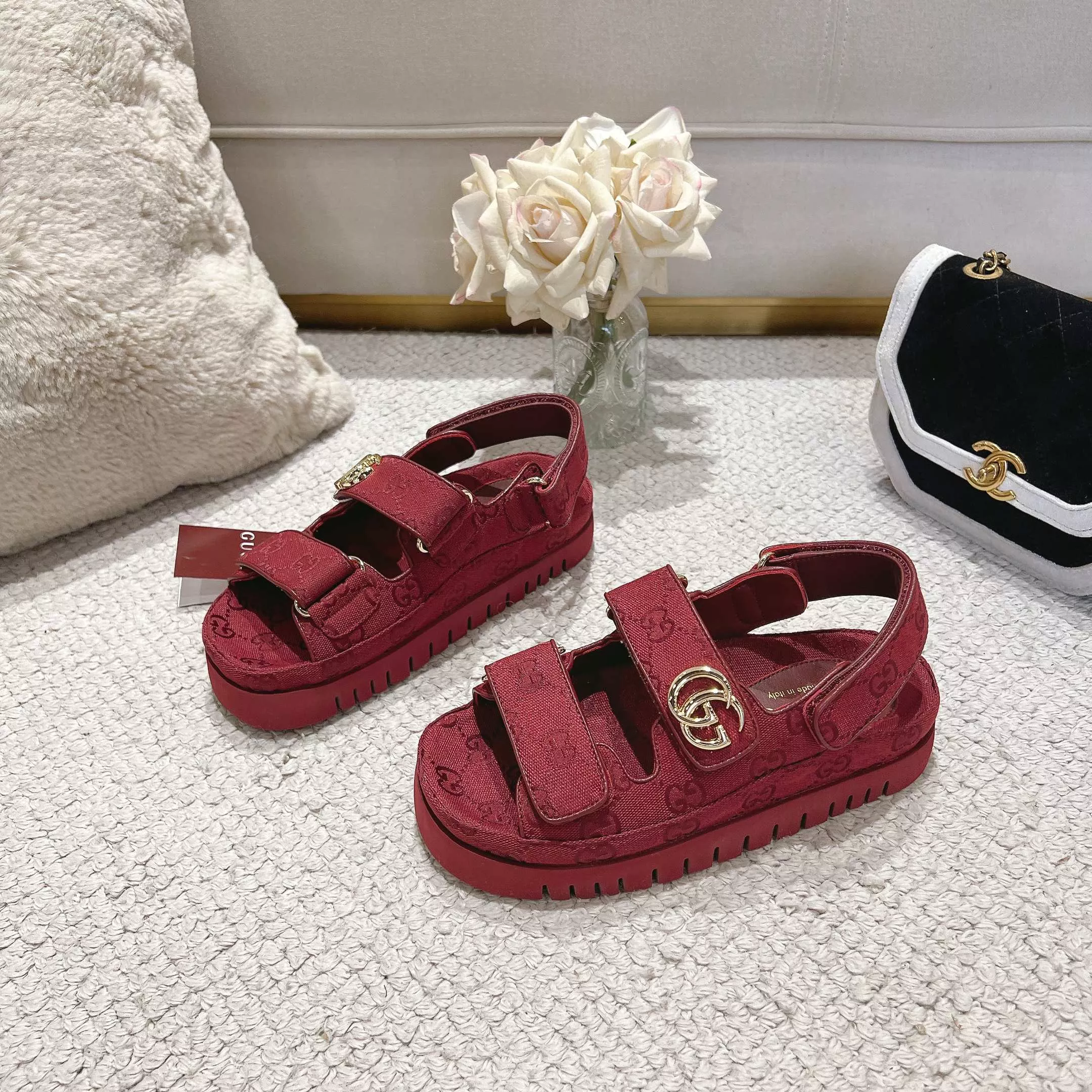 Gucci Sandal For Women GoAnywhere 9849