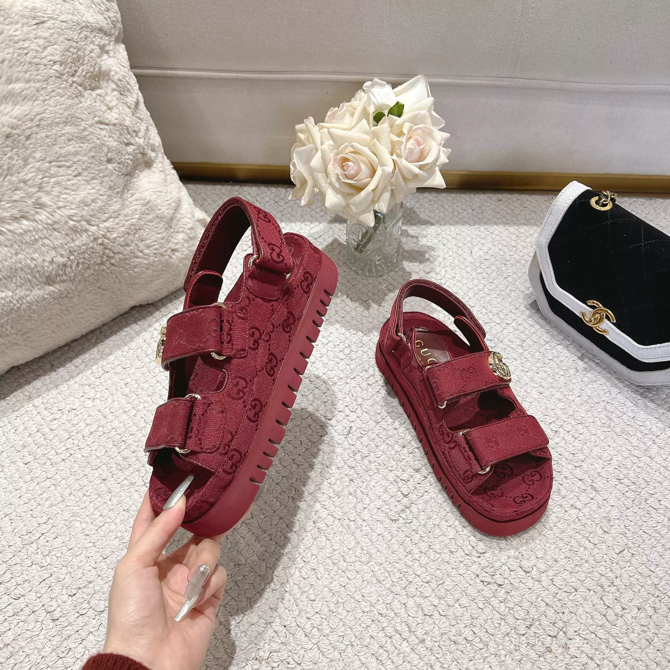 Gucci Sandal For Women GoAnywhere 9849