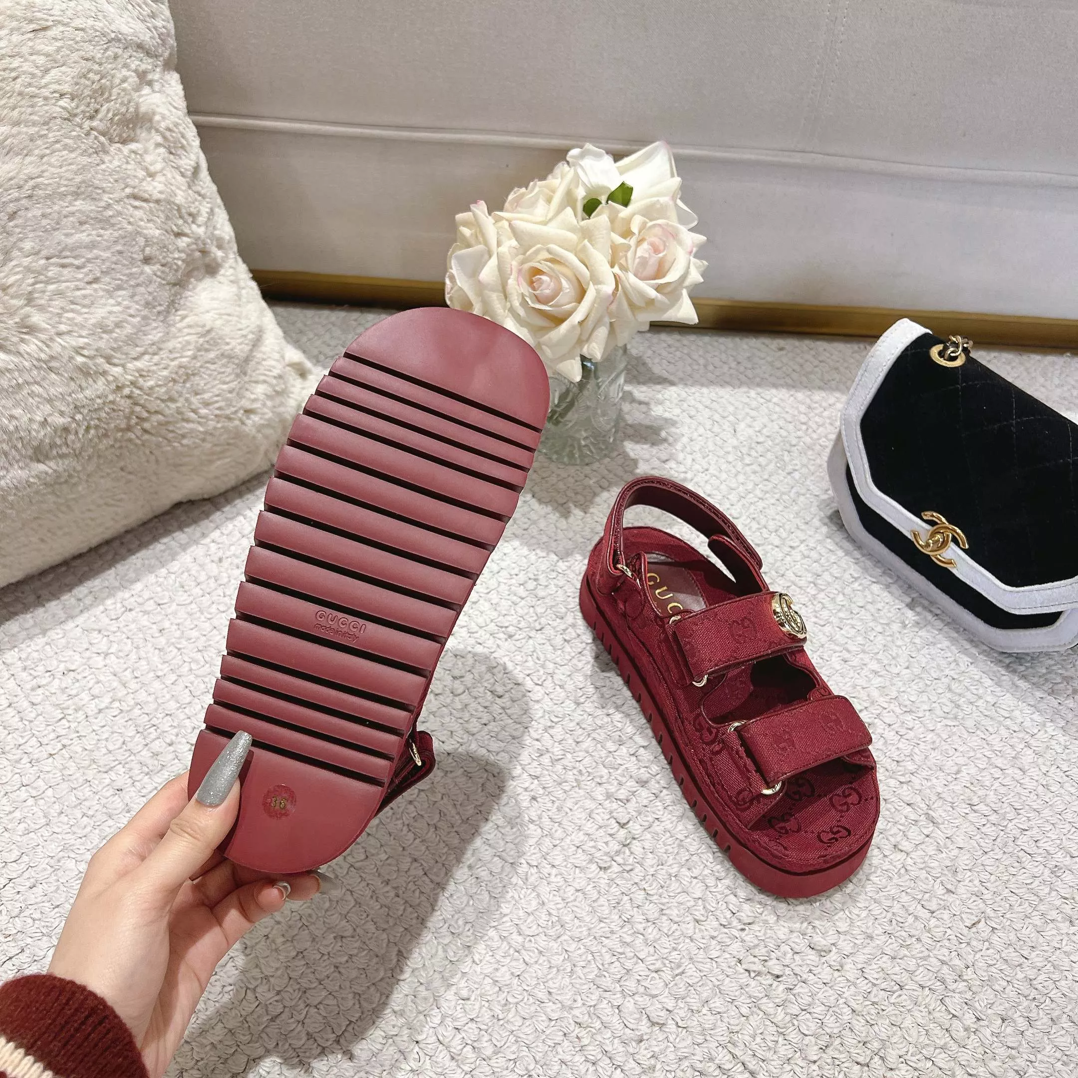 Gucci Sandal For Women GoAnywhere 9849