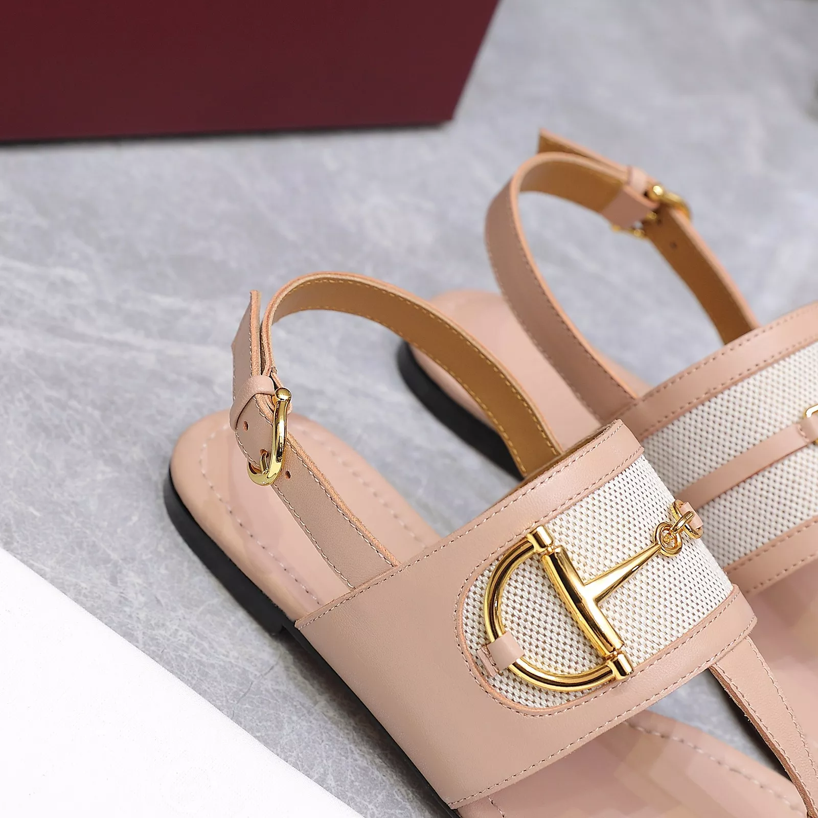 Gucci Sandal For Women ModernLook 6935