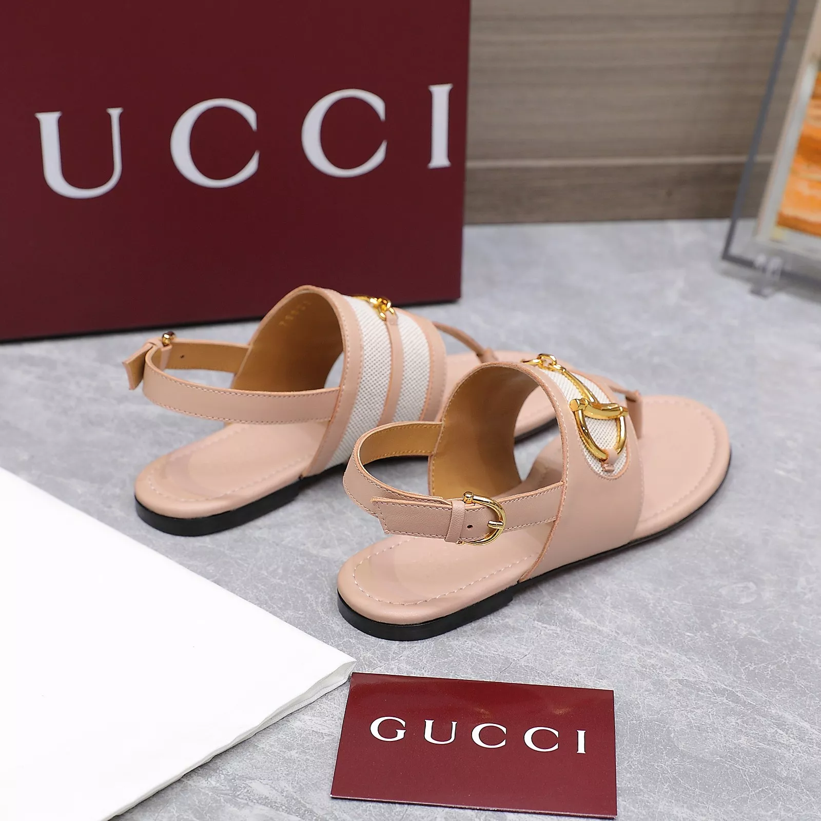 Gucci Sandal For Women ModernLook 6935