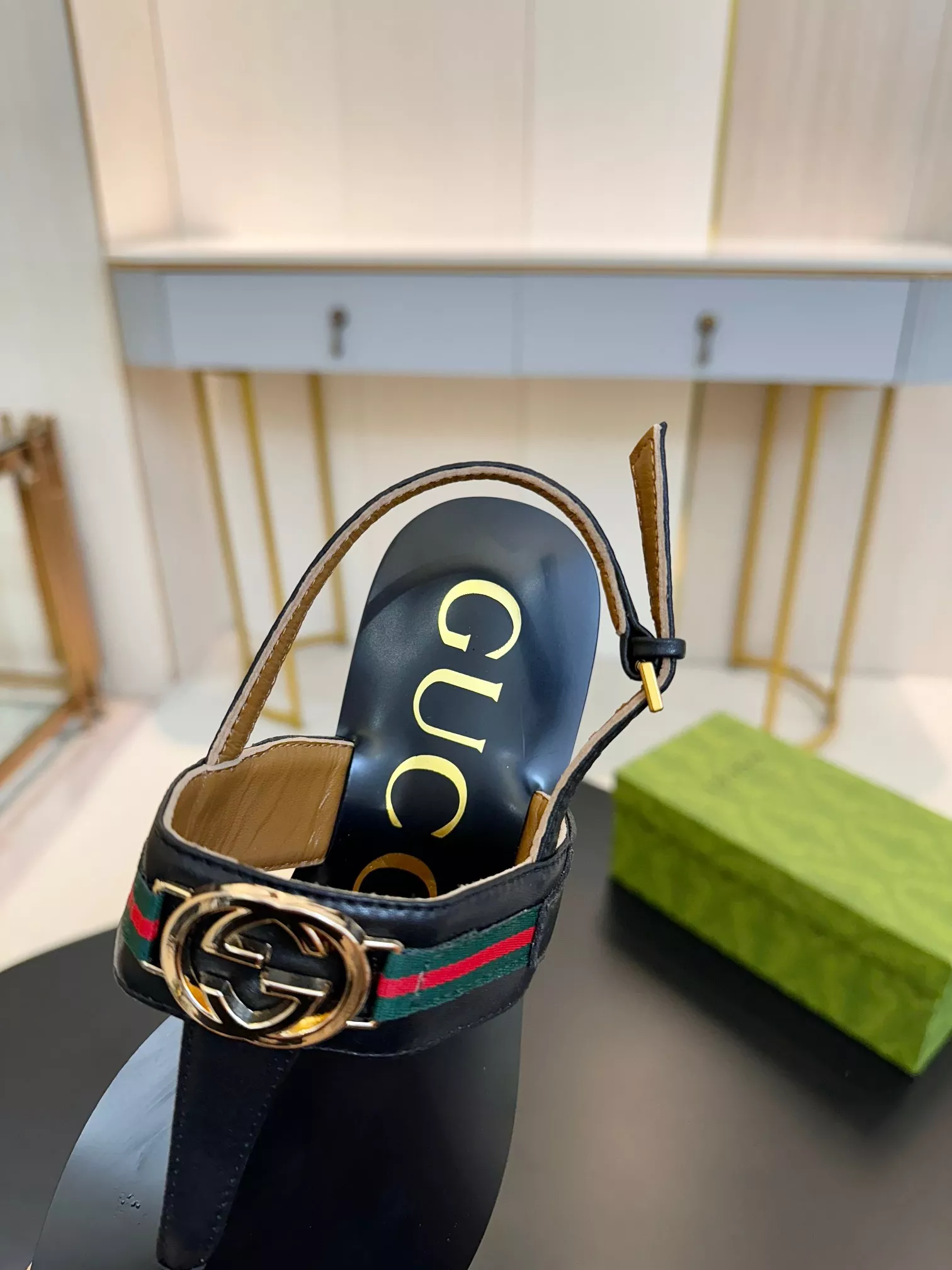Gucci Sandal For Women Reliable 9401