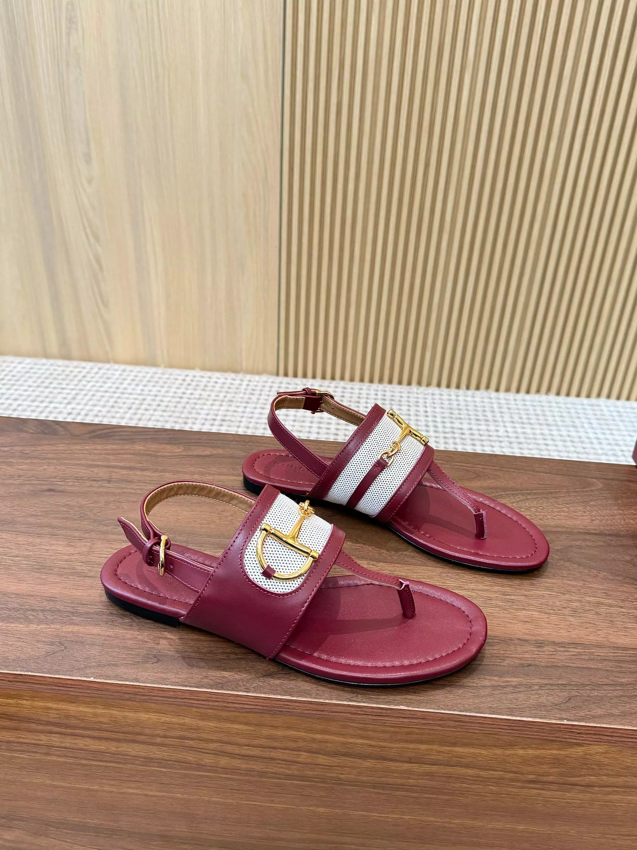 Gucci Sandal For Women Sophisticated 2565