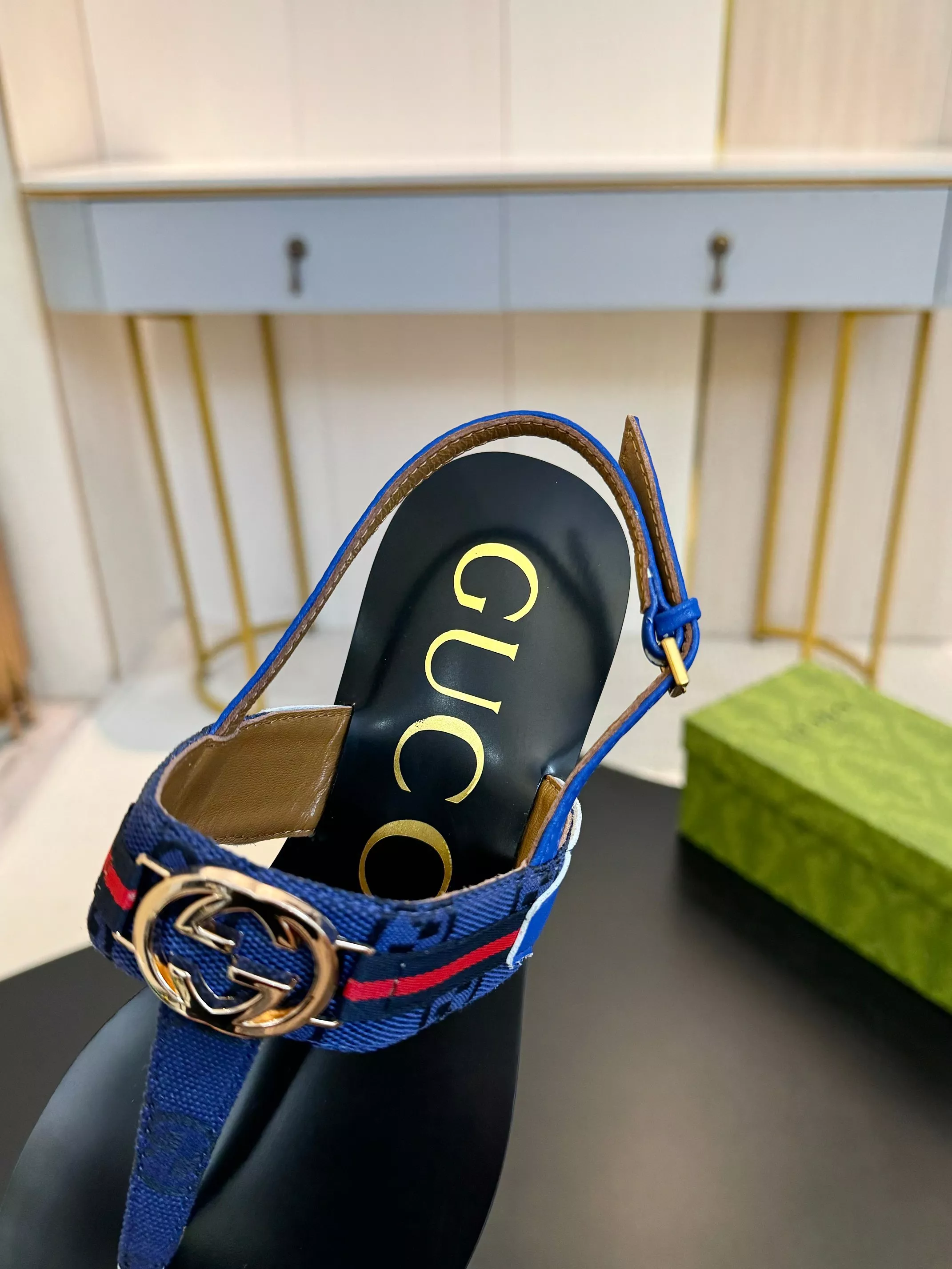Gucci Sandal For Women SportInspired 3367