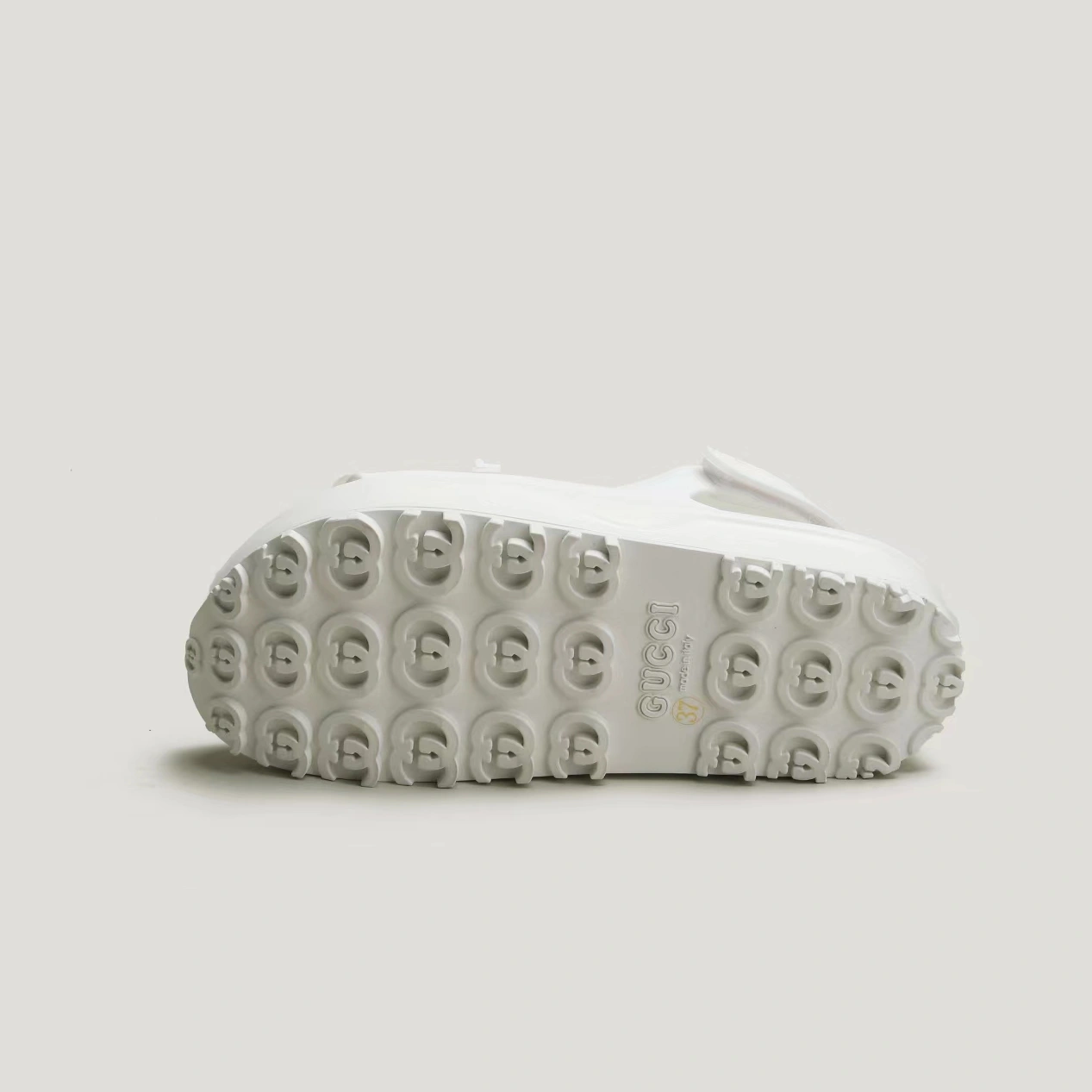 Gucci Sandal For Women SportInspired 4950