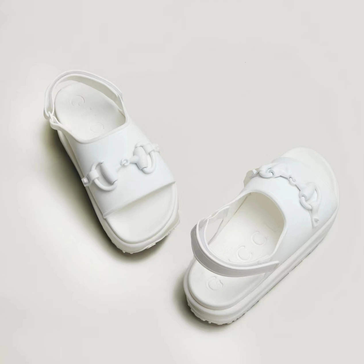 Gucci Sandal For Women SportInspired 4950