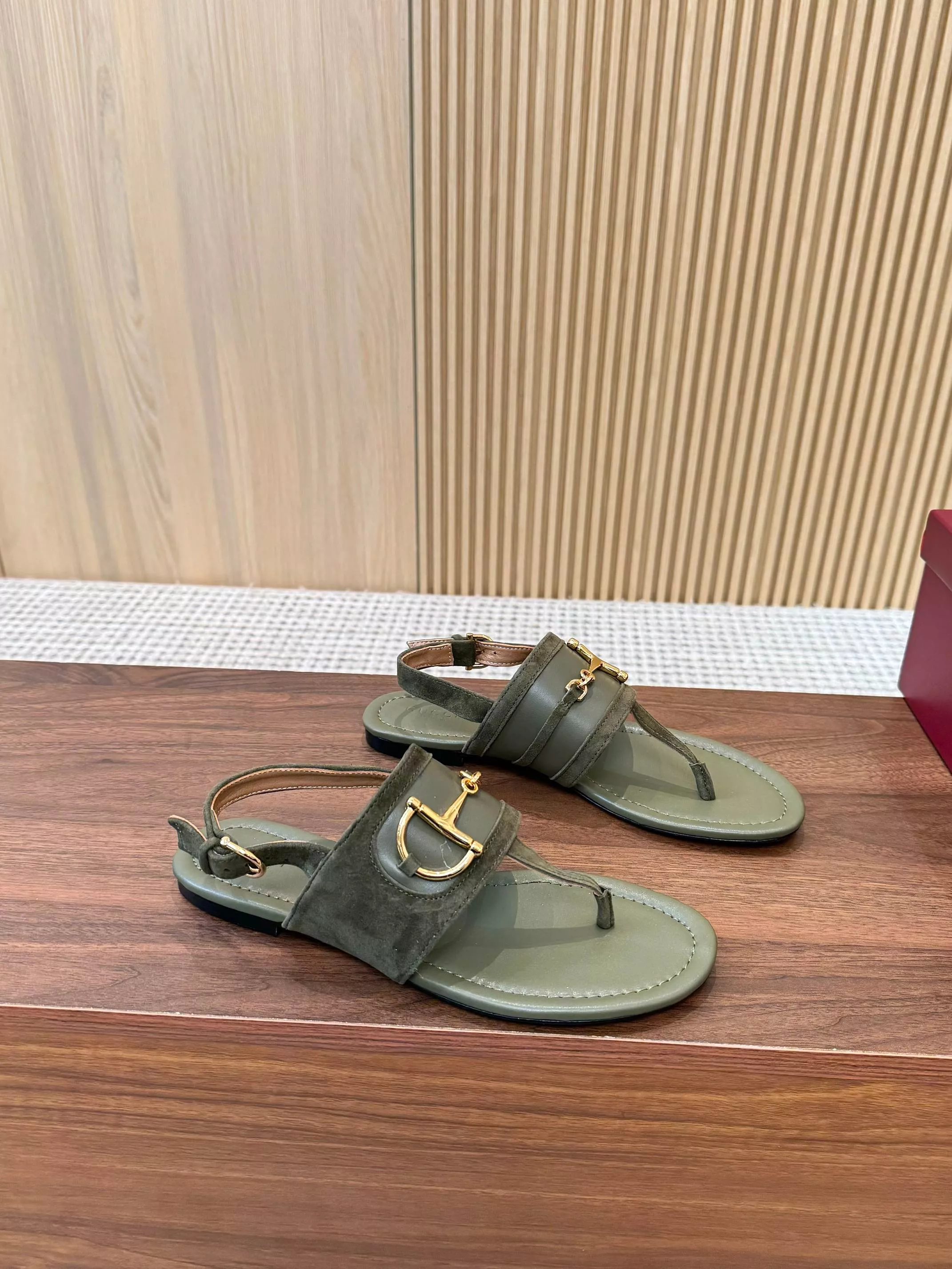 Gucci Sandal For Women Stylish 4722