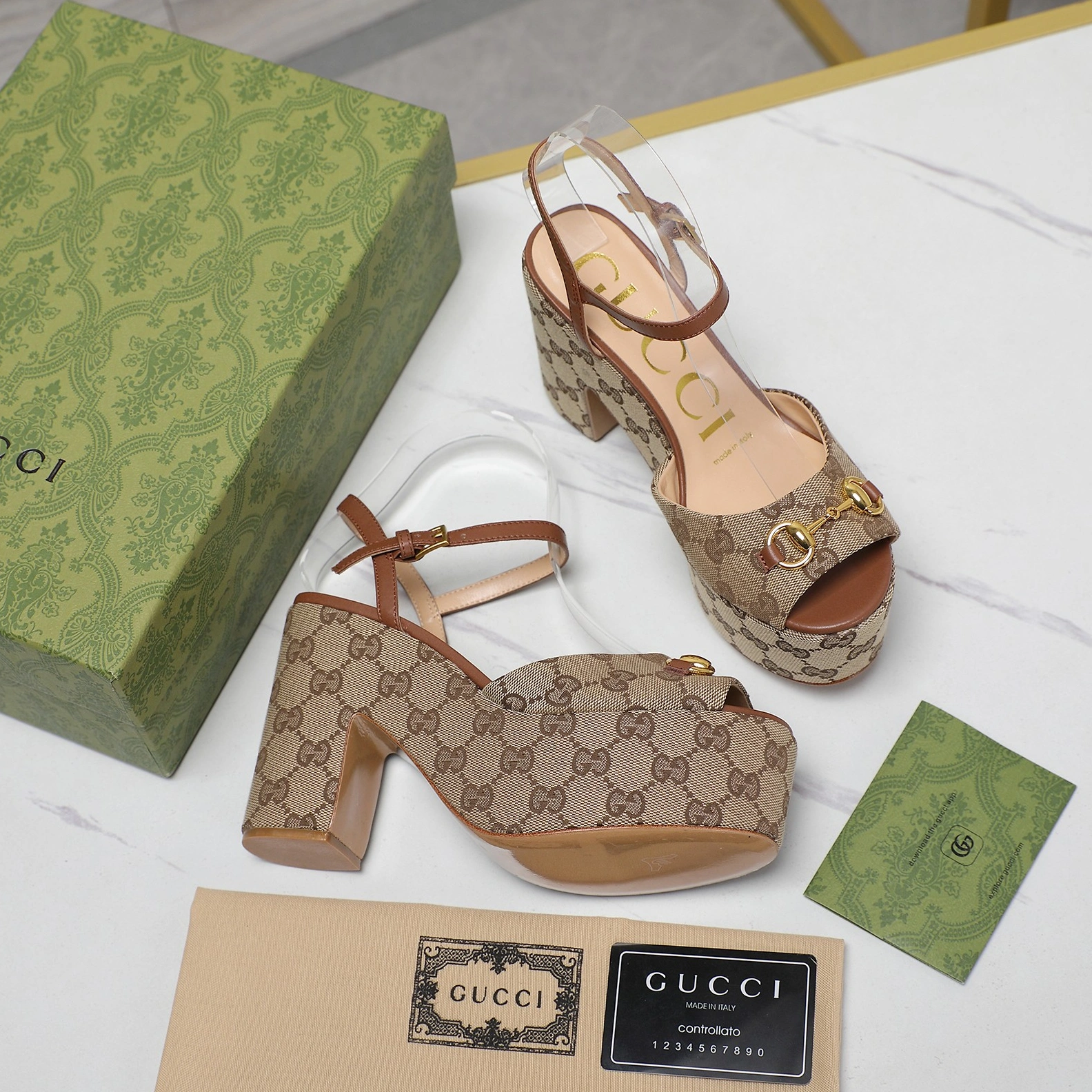 Gucci Sandal For Women Trendsetting 7045