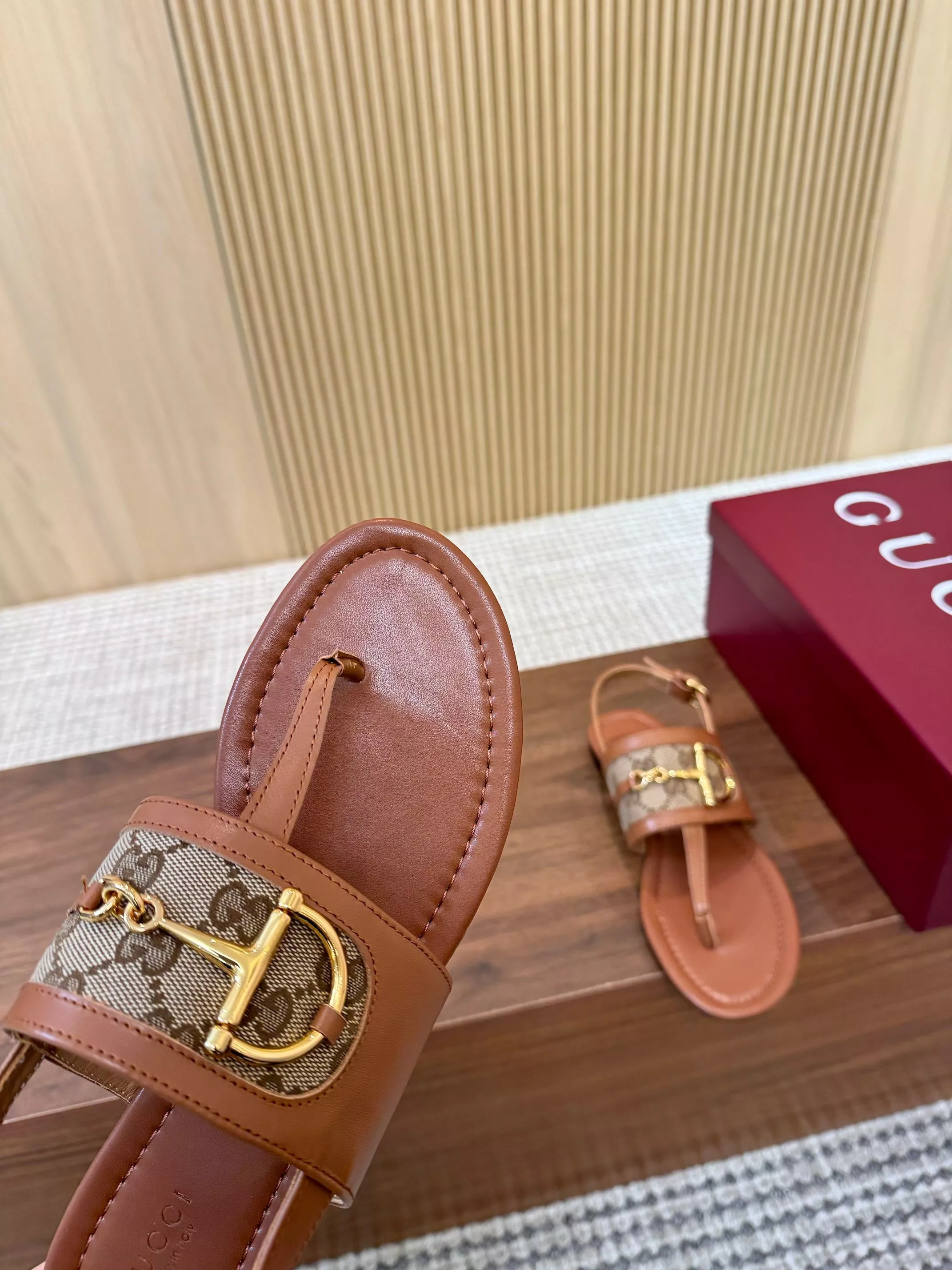 Gucci Sandal For Women Unique 1973