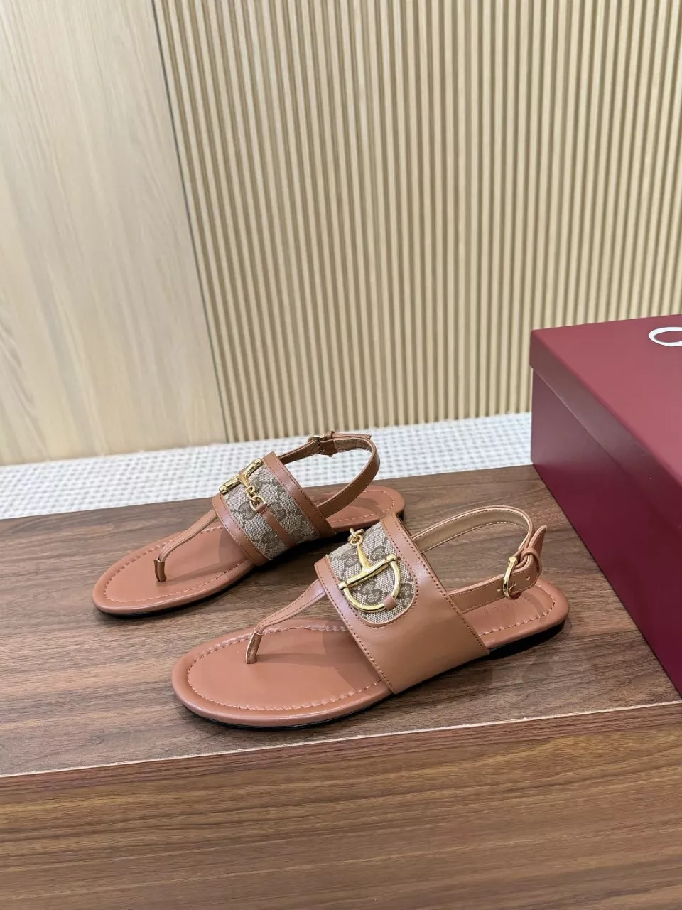 Gucci Sandal For Women Unique 1973