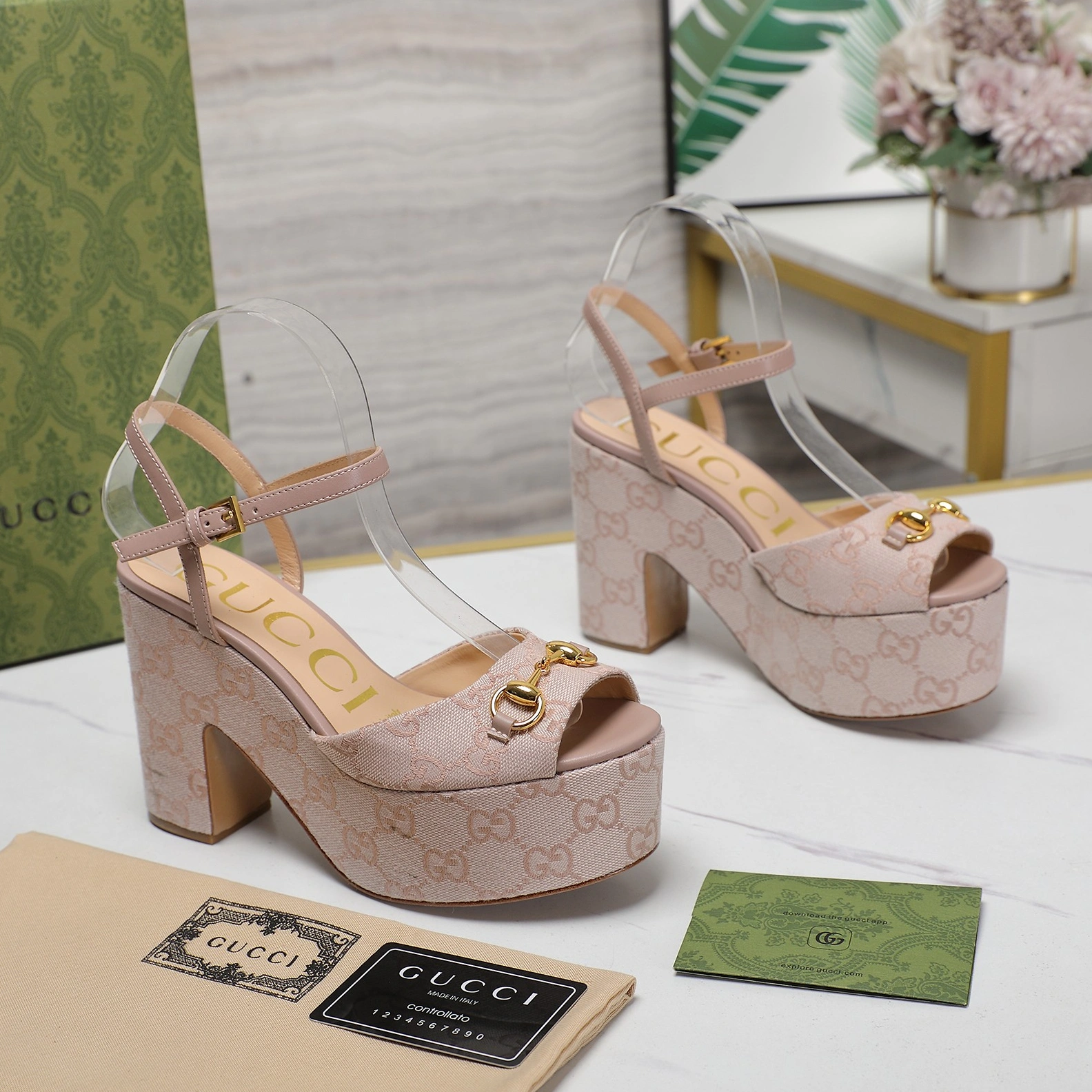 Gucci Sandal For Women Unique 4711