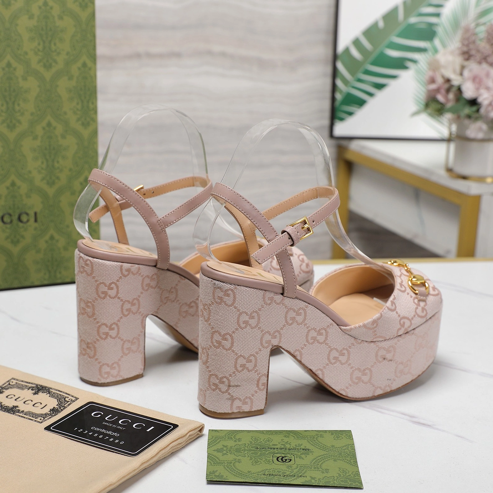 Gucci Sandal For Women Unique 4711