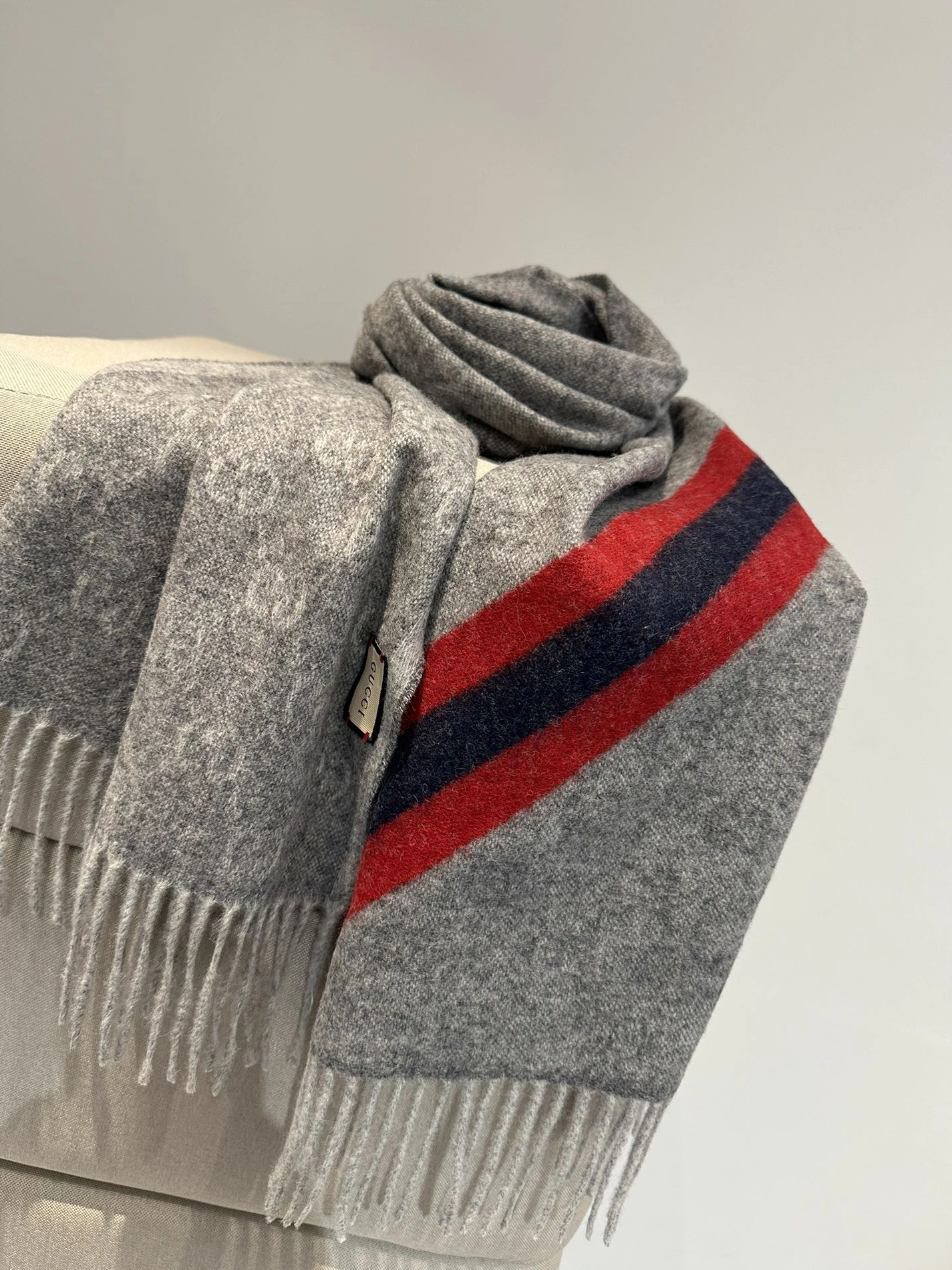 Gucci Scarf Compact 5068