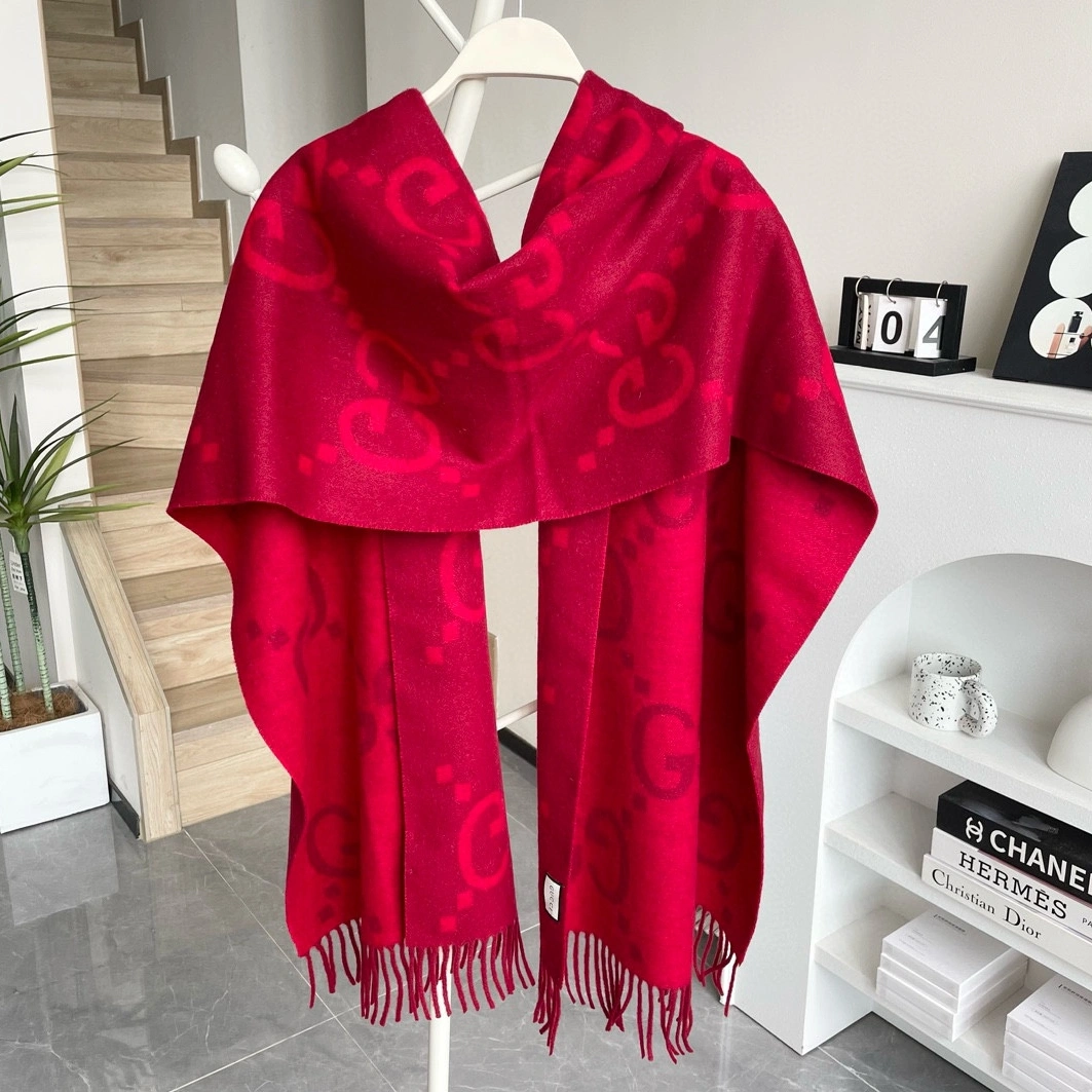 Gucci Scarf Durable 9623