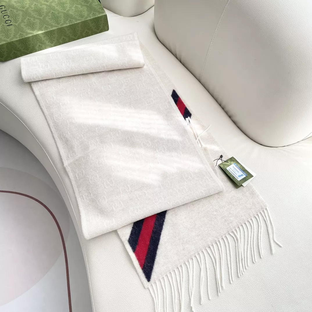 Gucci Scarf For Unisex HighQuality 5023