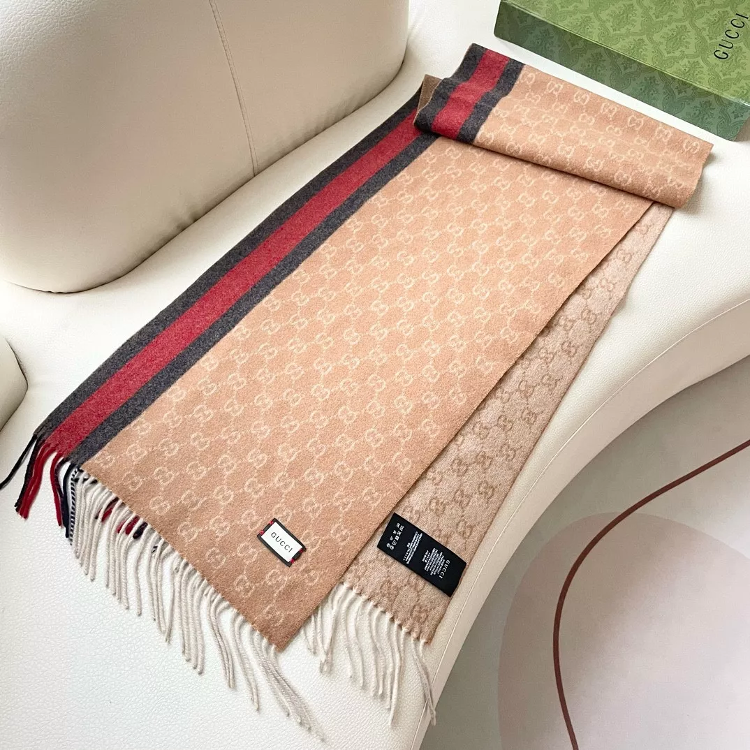 Gucci Scarf For Women Comfortable 3979