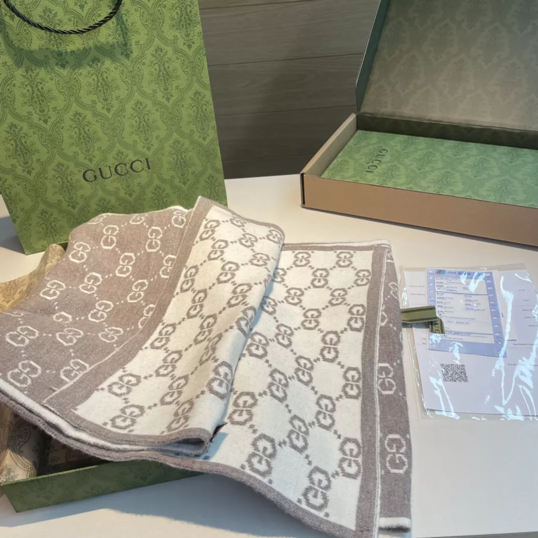 Gucci Scarf For Women DailyWear 169