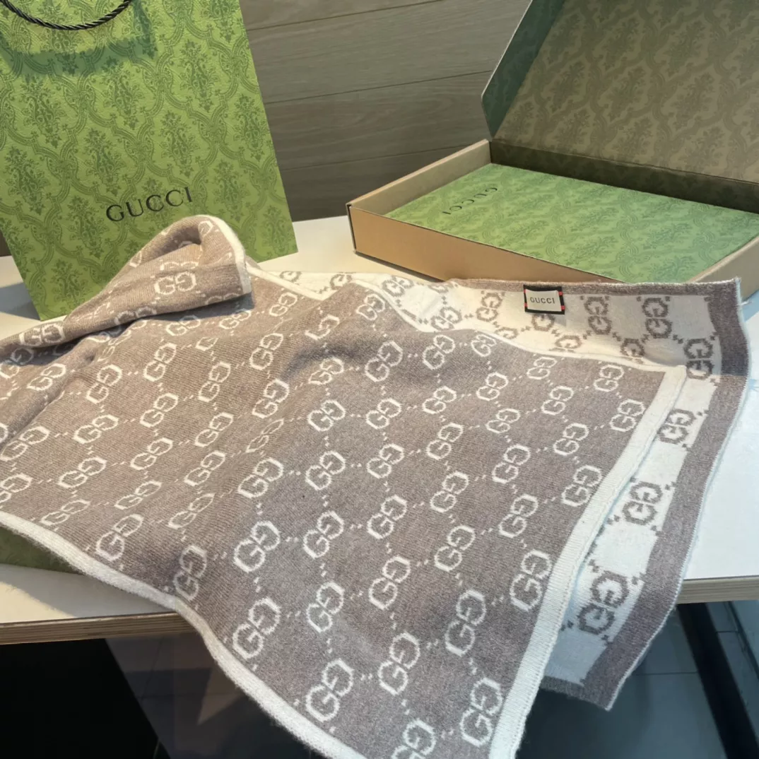 Gucci Scarf For Women DailyWear 169