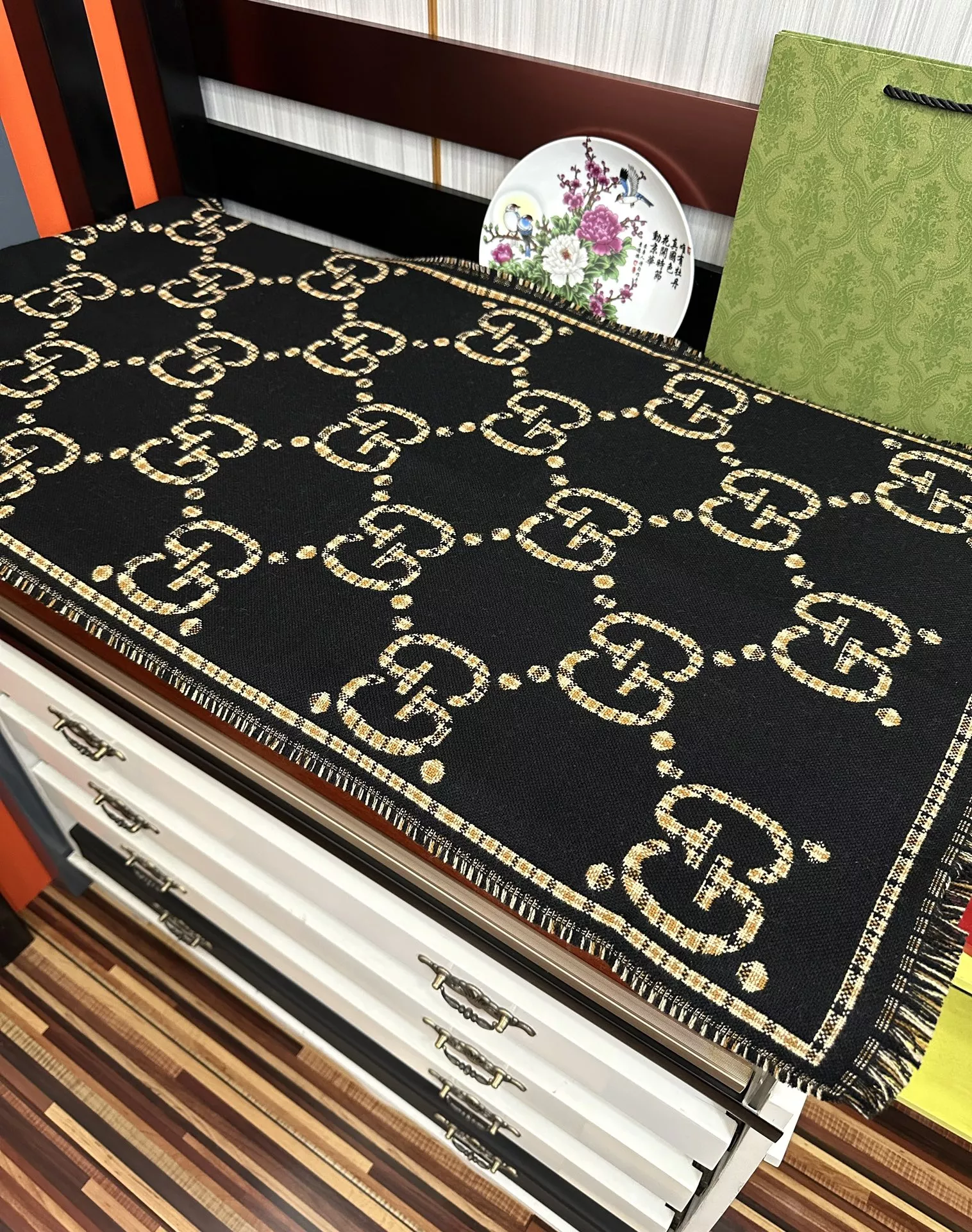 Gucci Scarf For Women Durable 5742