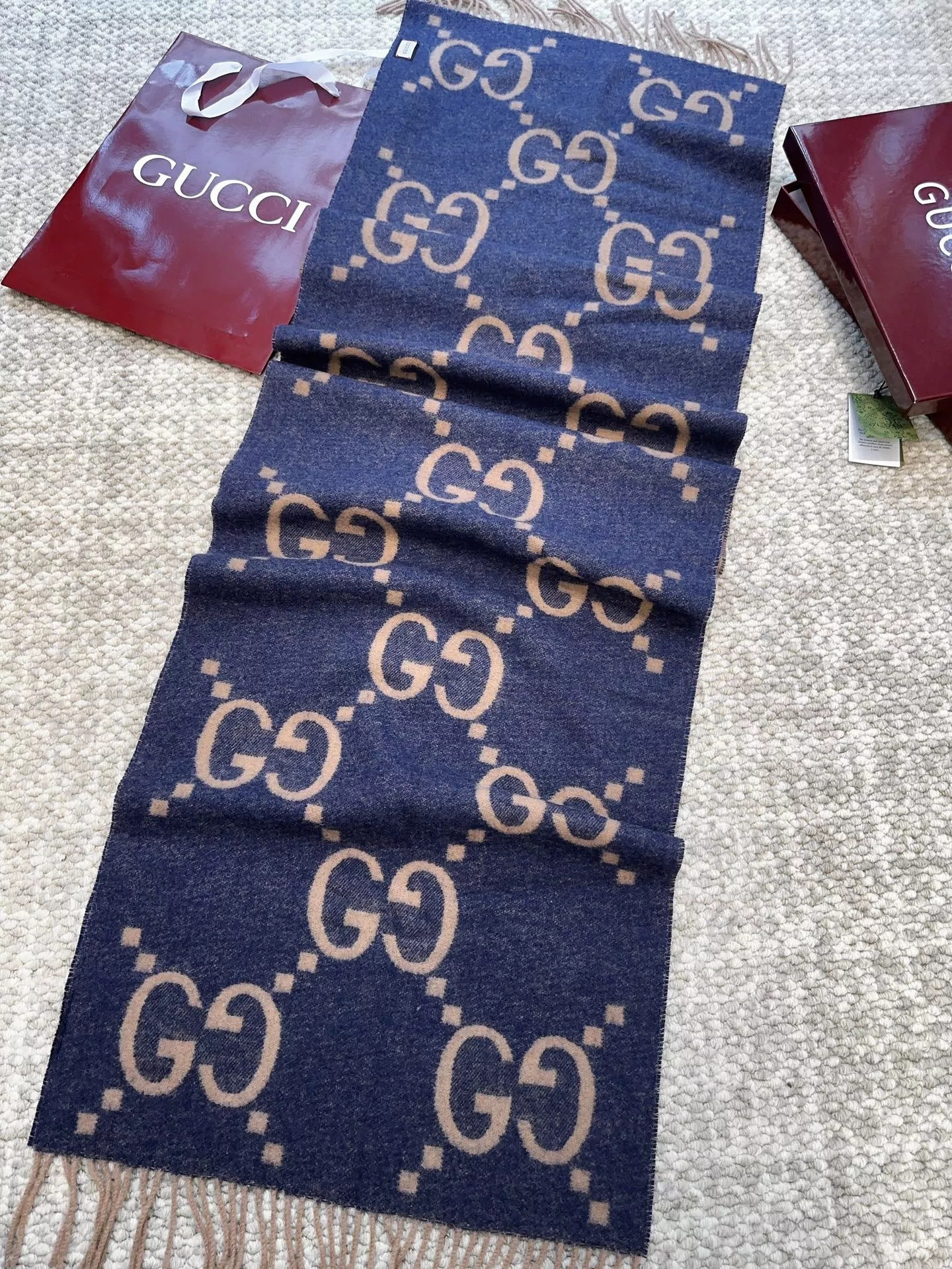 Gucci Scarf For Women Durable 8497