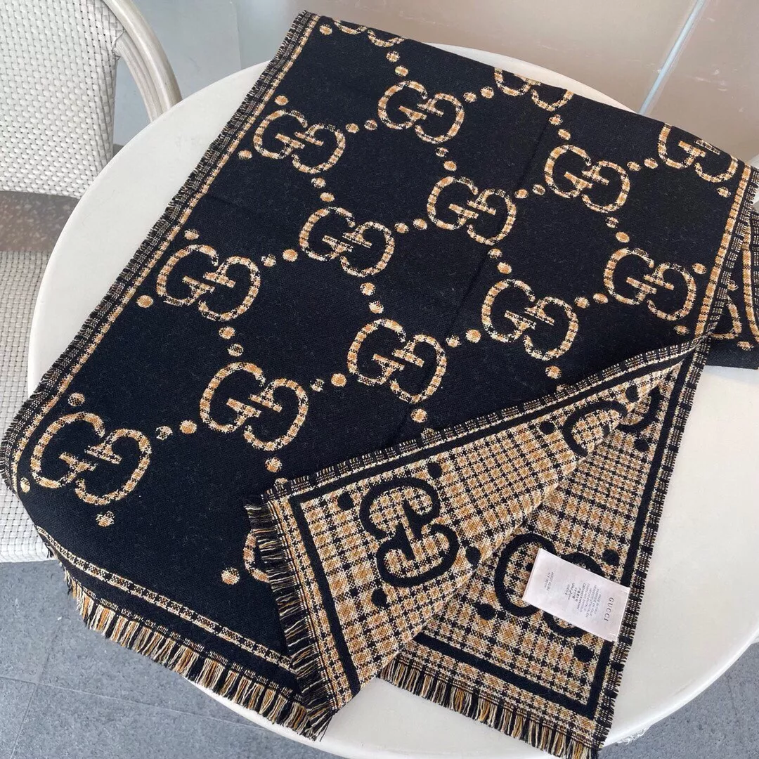 Gucci Scarf For Women StreetReady 4202