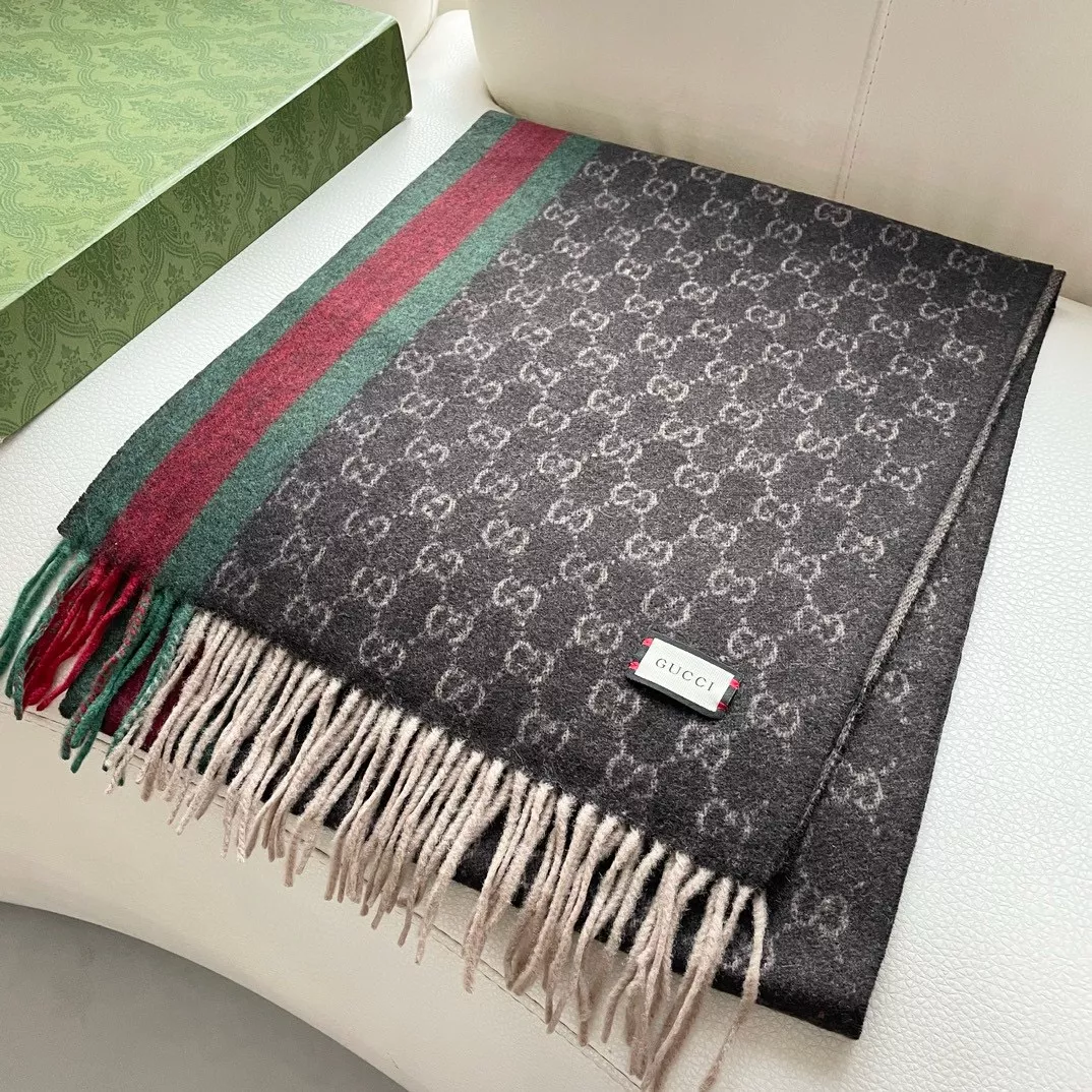 Gucci Scarf For Women Unique 6292