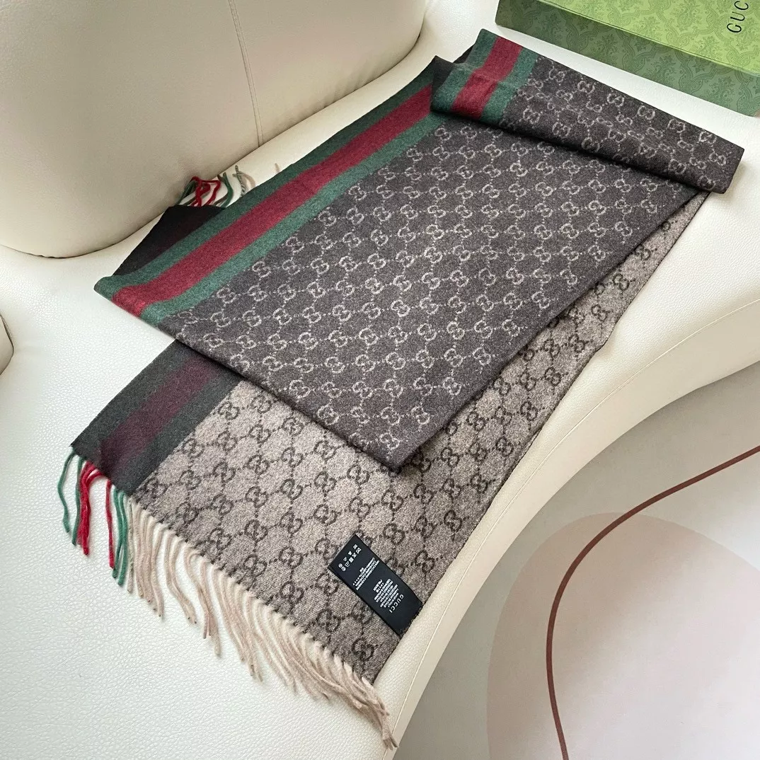Gucci Scarf For Women Unique 6292
