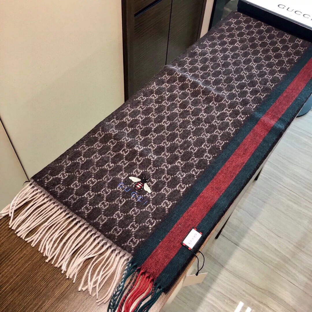 Gucci Scarf For Women Unique 6854